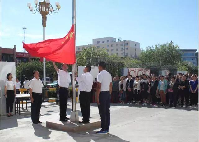 斯诺克大师赛对决 四强产生2席!墨菲6-3利索夫斯基 火箭6-3霍金斯